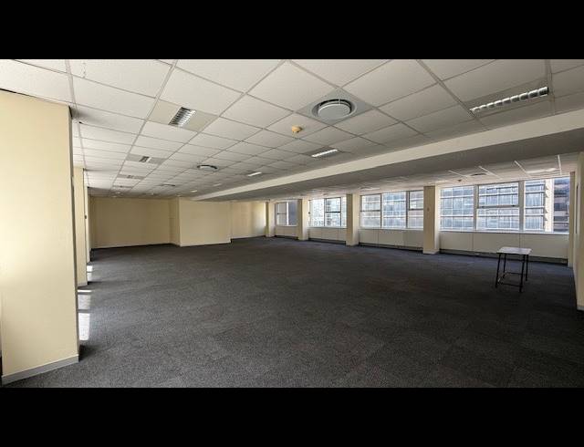 273M² OFFICE TO LET IN DURBAN CENTRAL
